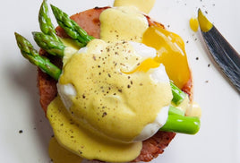 EGGS BENEDICT WITH ASPARAGUS