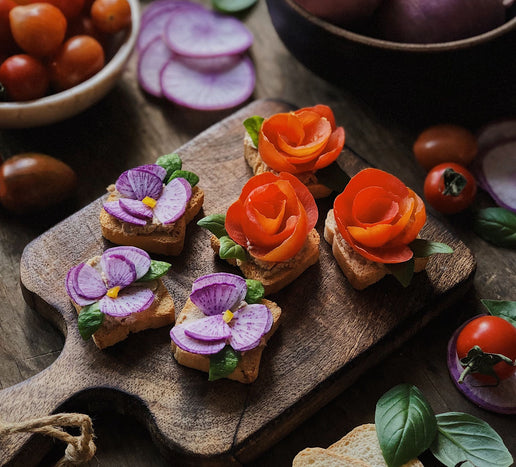 How to Make Edible Flower Mini Toasts